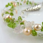 green peridot fashion necklace